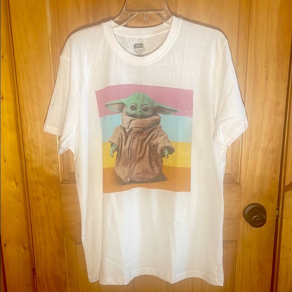 Star Wars White Tee with Baby Yoda Design ❗️